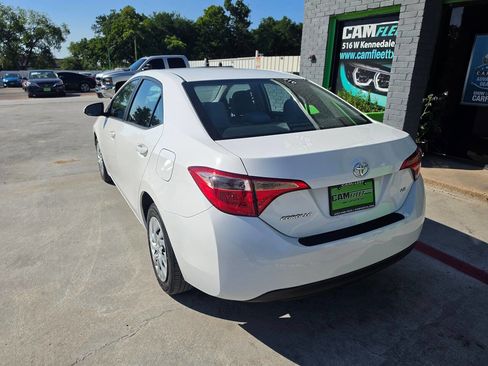 Used 2017 Toyota Corolla LE FWD image 10