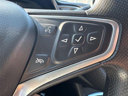 Used 2023 Chevrolet Malibu LT FWD image 17
