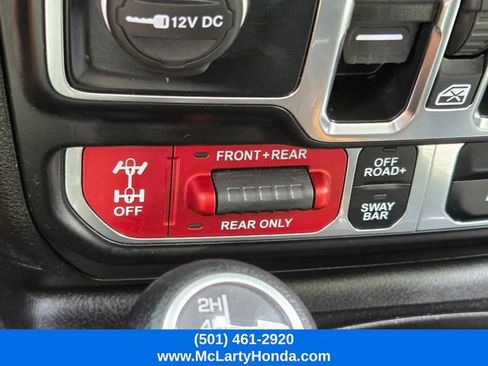Used 2024 Jeep Wrangler Unlimited Rubicon AWD/4WD image 29