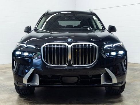 Used 2026 BMW X7 xDrive40i AWD/4WD image 6