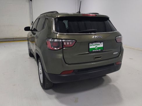 Used 2021 Jeep Compass Latitude FWD image 6