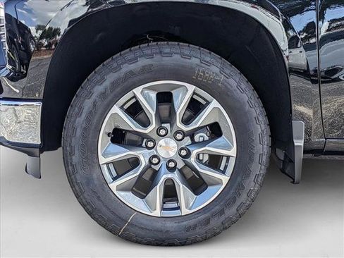 New 2025 Chevrolet Silverado 1500 LT w/ Safety Package image 9