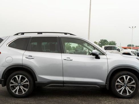 Used 2023 Subaru Forester Limited w/ Popular Package #2 AWD/4WD image 5