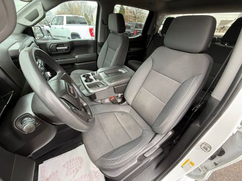 Used 2020 GMC Sierra 1500 4x4 Crew Cab w/ Sierra Value Package image 11