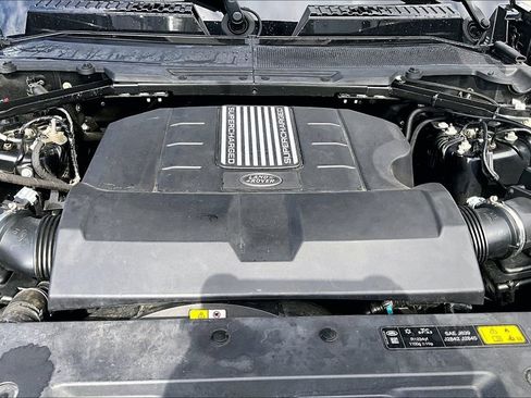 Used 2023 Land Rover Defender 110 V8 AWD/4WD image 9