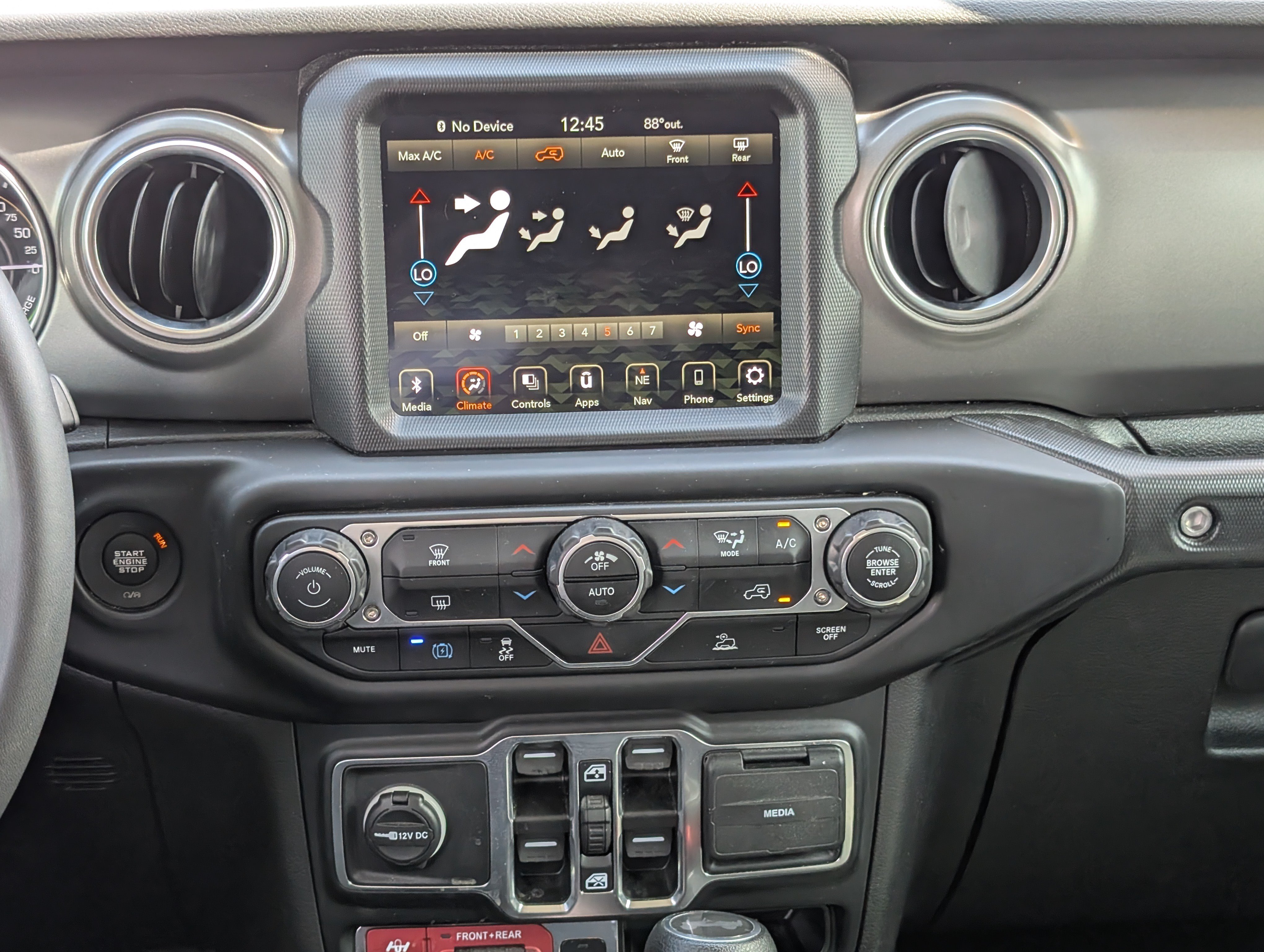 Used 2023 Jeep Wrangler Unlimited Rubicon 4xe AWD/4WD image 20
