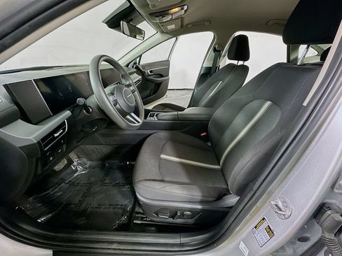 Used 2025 Hyundai Sonata SEL FWD image 15