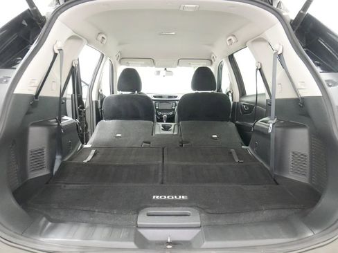 Used 2016 Nissan Rogue SV w/ SV Premium Package FWD image 24