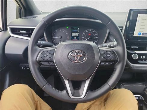 Used 2024 Toyota Corolla SE image 19