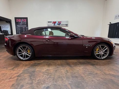 Used 2016 Maserati GranTurismo Sport RWD image 19