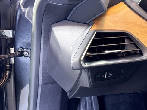 Used 2023 Audi e-tron GT Prestige w/ Prestige Package image 10