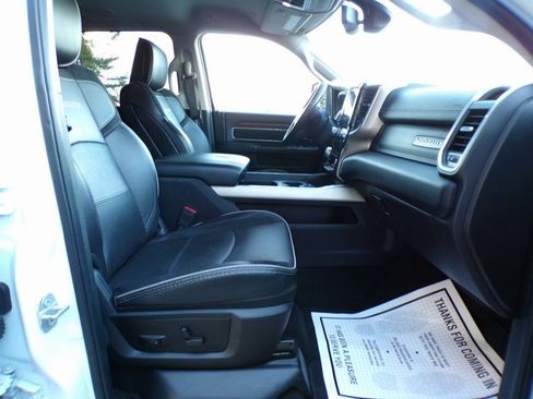 Used 2024 RAM 2500 Laramie image 13