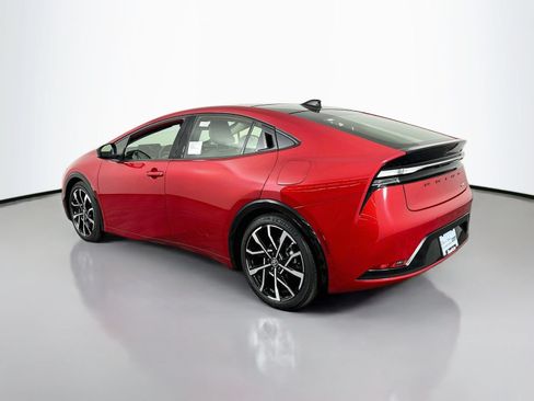 New 2026 Toyota Prius Plug-In Hybrid FWD image 5