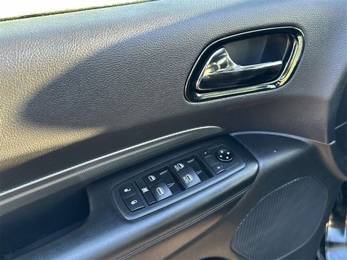 Certified 2020 Dodge Durango GT image 18