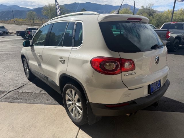 Used 2010 Volkswagen Tiguan SE FWD image 8