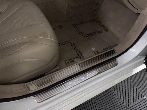 Used 2014 Mercedes-Benz S 550 Sedan image 14