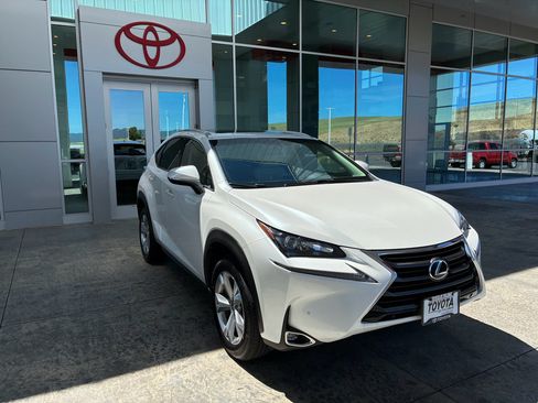 Used 2017 Lexus NX 200t F Sport AWD/4WD image 12