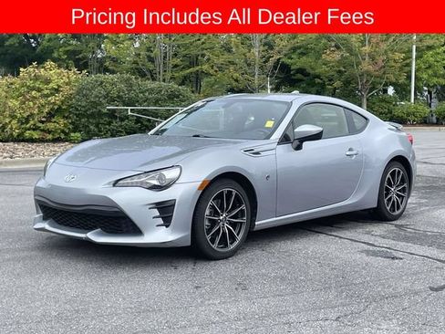 Used 2020 Toyota 86 RWD image 1