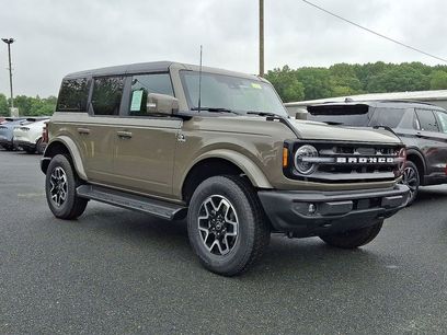 New 2025 Ford Bronco Outer Banks