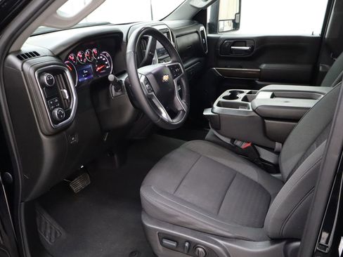 Used 2023 Chevrolet Silverado 3500 LT w/ Convenience Package image 25