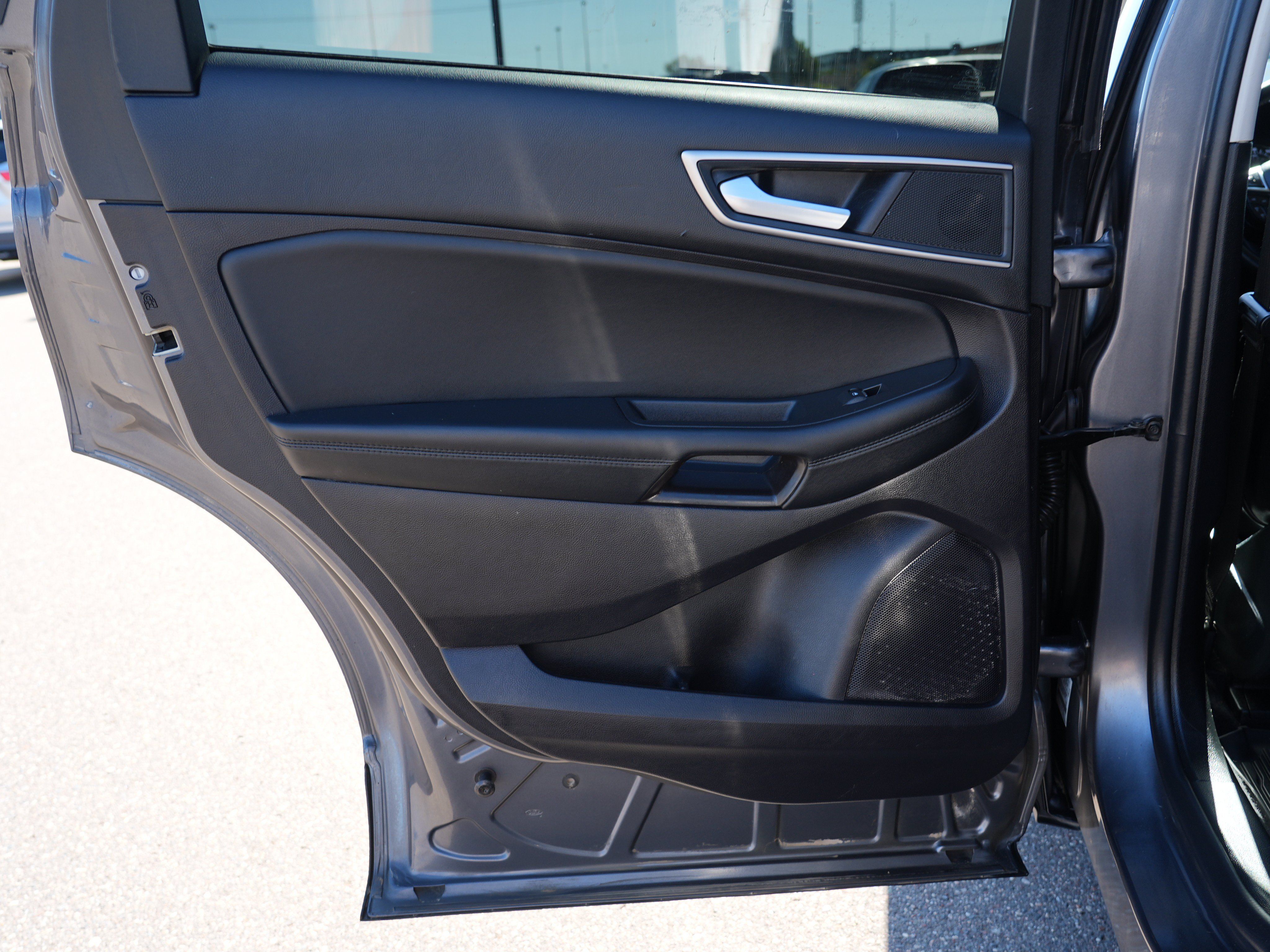Used 2021 Ford Edge SEL w/ Convenience Package AWD/4WD image 19