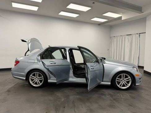 Used 2013 Mercedes-Benz C 300 4MATIC Sedan image 47