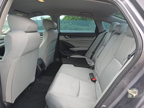 Used 2018 Honda Accord LX image 4