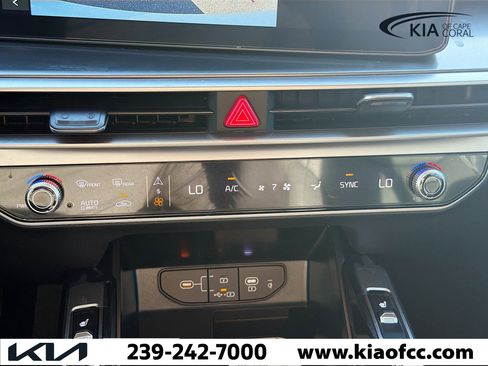 New 2026 Kia Sorento S AWD/4WD image 32