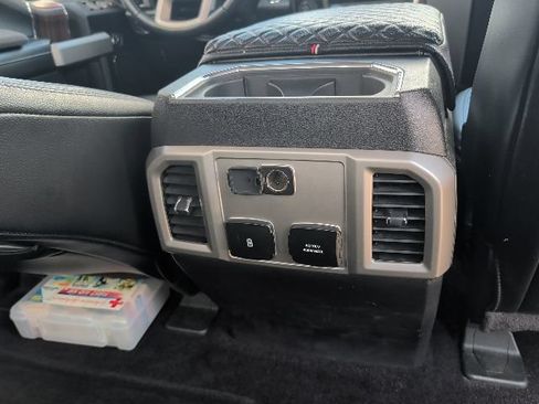 Used 2017 Ford F150 Lariat AWD/4WD image 12