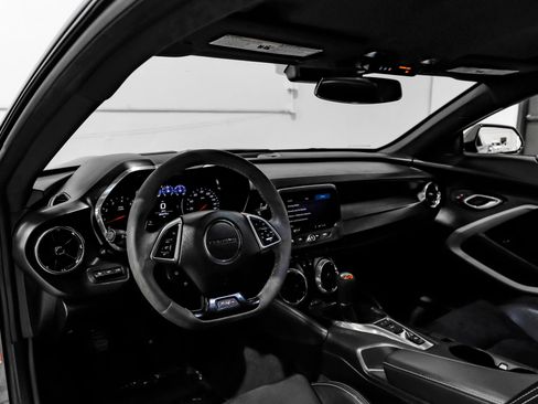 Used 2019 Chevrolet Camaro SS RWD image 22