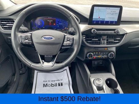 Used 2022 Ford Escape Titanium image 7