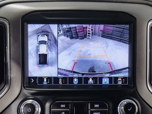 Used 2022 GMC Sierra 2500 Denali w/ Denali Ultimate Package AWD/4WD image 21