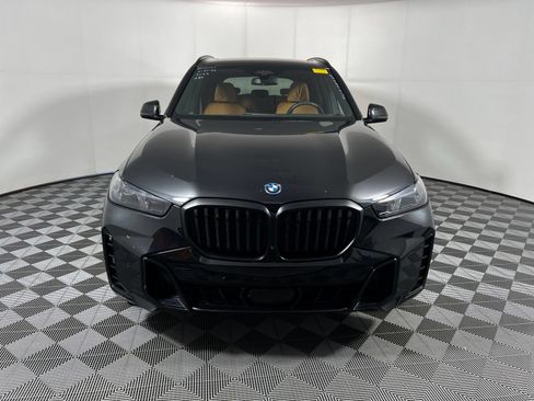 Used 2025 BMW X5 xDrive50e w/ Executive Package AWD/4WD image 2