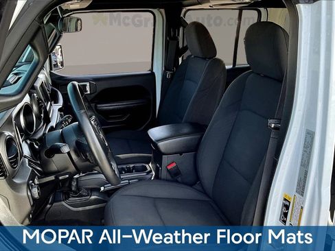 Used 2023 Jeep Wrangler Unlimited w/ Cold Weather Group image 20