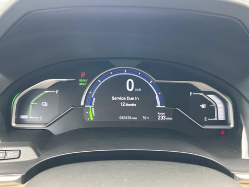 Certified 2019 Honda Clarity Touring image 9