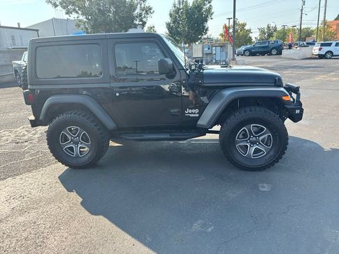 Used 2020 Jeep Wrangler Sport AWD/4WD image 5