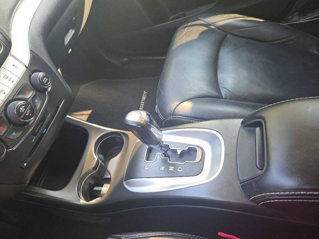 Used 2013 Dodge Journey Crew w/ Flexible Seating Group AWD/4WD image 32