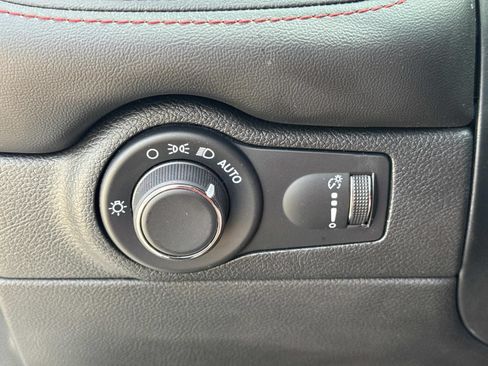 Used 2024 Dodge Durango R/T RWD image 22