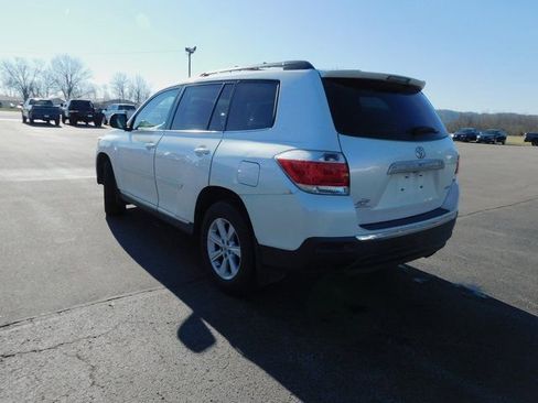 Used 2013 Toyota Highlander Plus image 8