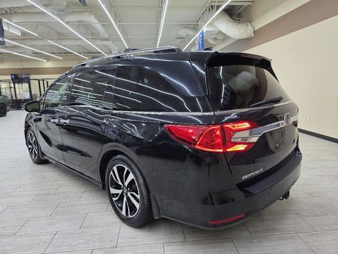 Used 2018 Honda Odyssey Elite image 8