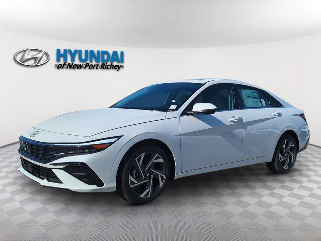New 2026 Hyundai Elantra Limited FWD image 1