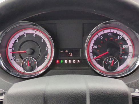 Used 2018 Dodge Grand Caravan SXT w/ Driver Convenience Group image 32