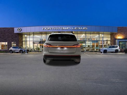 Used 2020 Lincoln Nautilus Reserve w/ Cargo Utility Package AWD/4WD image 21