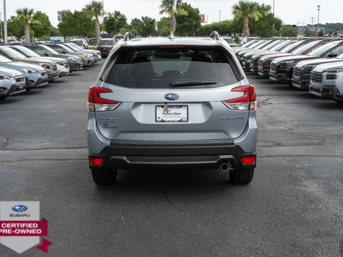 Used 2023 Subaru Forester Limited w/ Popular Package #2 AWD/4WD image 4