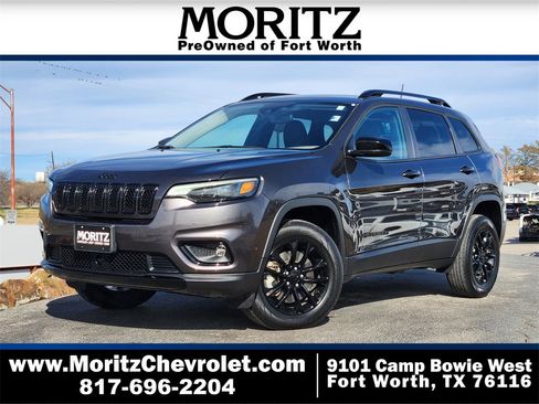 Used 2023 Jeep Cherokee Altitude Lux image 1