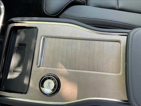 New 2025 Volvo EX90 Ultra image 10