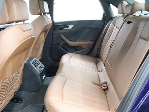 Used 2021 Audi A4 2.0T Premium image 12