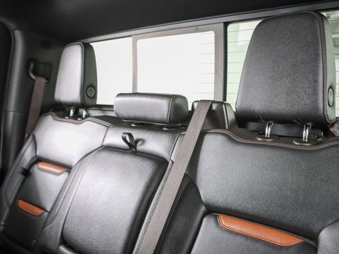 Used 2024 GMC Sierra 2500 AT4 w/ AT4 Premium Plus Package image 29