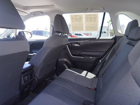 Used 2023 Toyota RAV4 XLE w/ Convenience Package FWD image 11
