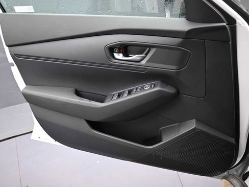New 2025 Honda Accord LX image 11